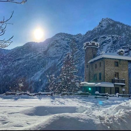 Il Castello Nel Bosco, Appartamento Torrente Шампоршер Екстериор снимка
